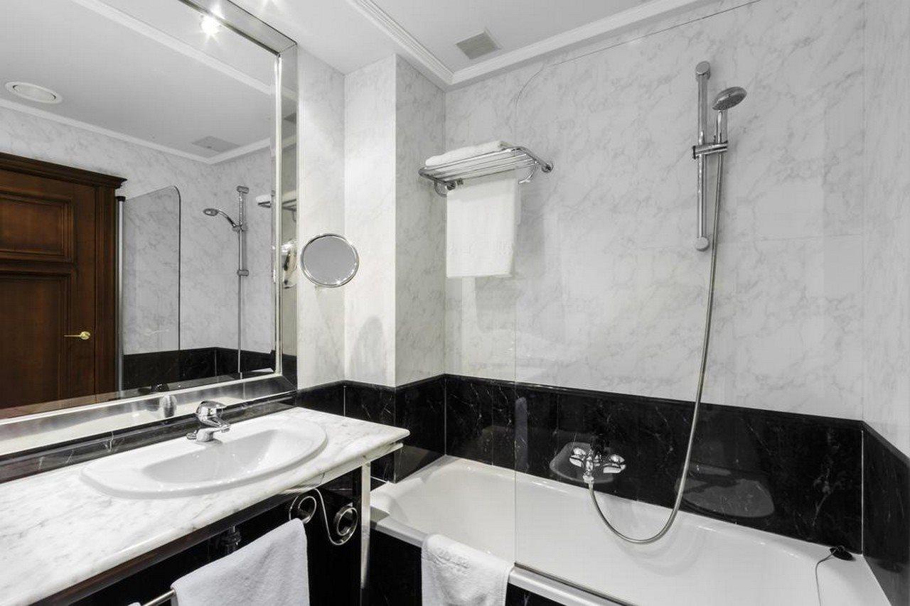 Hotel Azofra Burgo エクステリア 写真