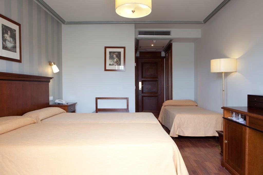 Hotel Azofra Burgo エクステリア 写真