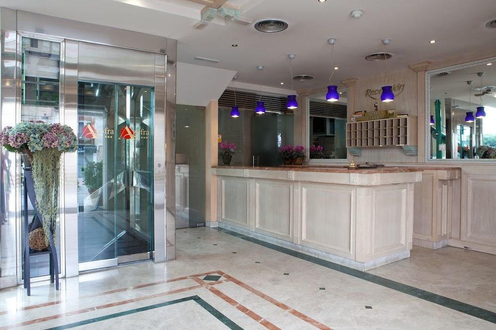 Hotel Azofra Burgo エクステリア 写真